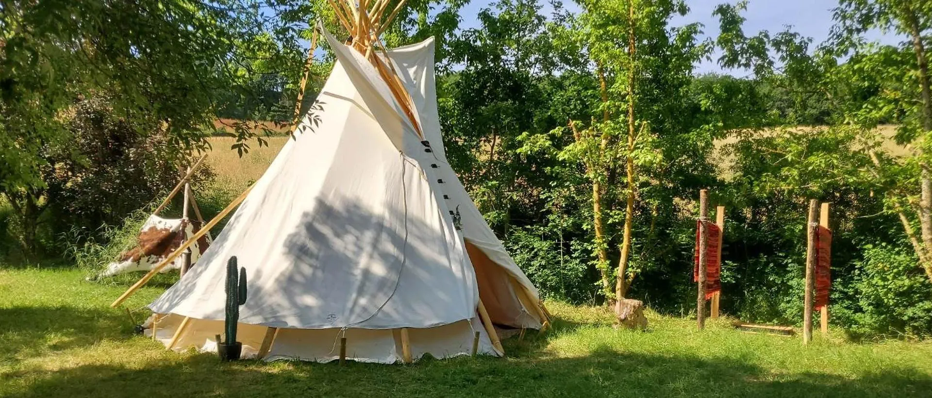 Tipi Des Sioux Hotel Moulayres